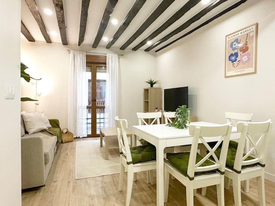 Apartamento De Diseno En Laredo Centro מראה חיצוני תמונה